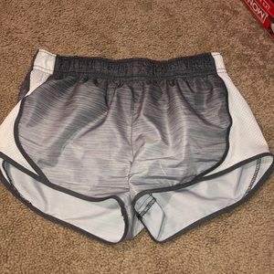 Running active shorts